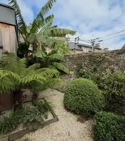 jardinier La Gouesnière-1